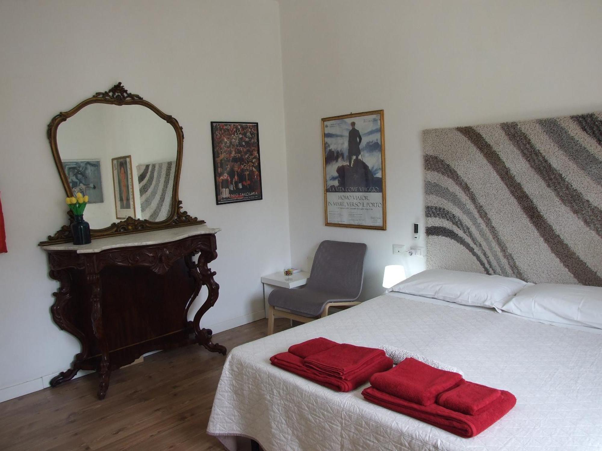 B&B Leo Cagliari Luaran gambar